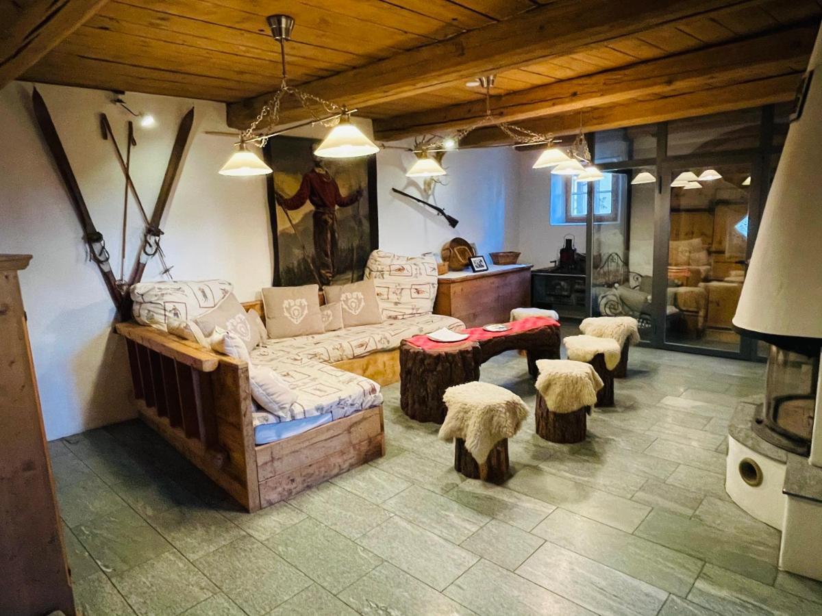 Ferienwohnung Chasa Engadina Sent GR Zimmer foto