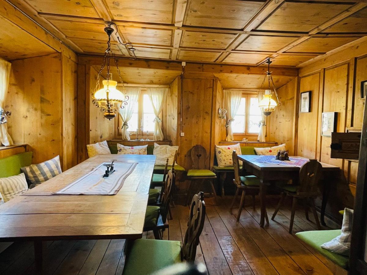Ferienwohnung Chasa Engadina Sent GR Zimmer foto